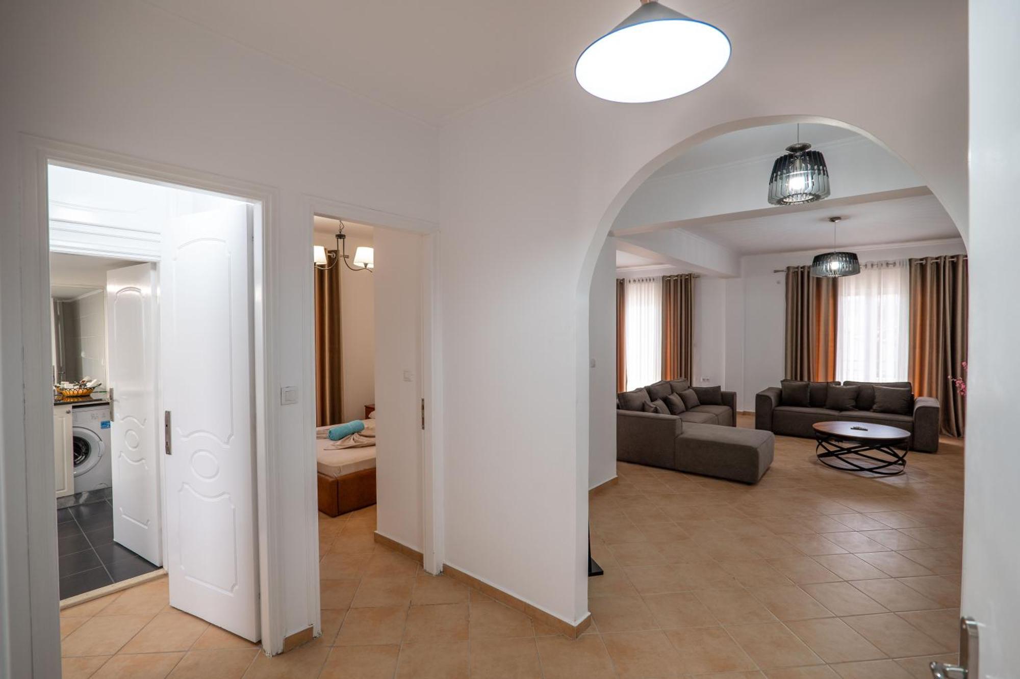 Hoteleks Inn & Suites Саранде Екстериор снимка