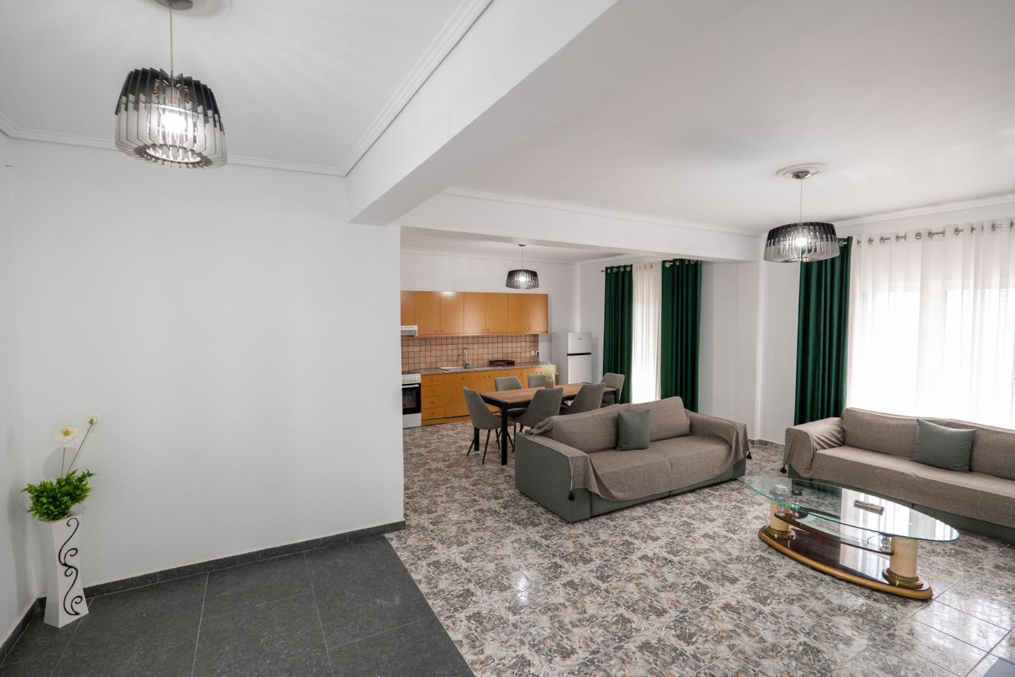 Hoteleks Inn & Suites Саранде Екстериор снимка