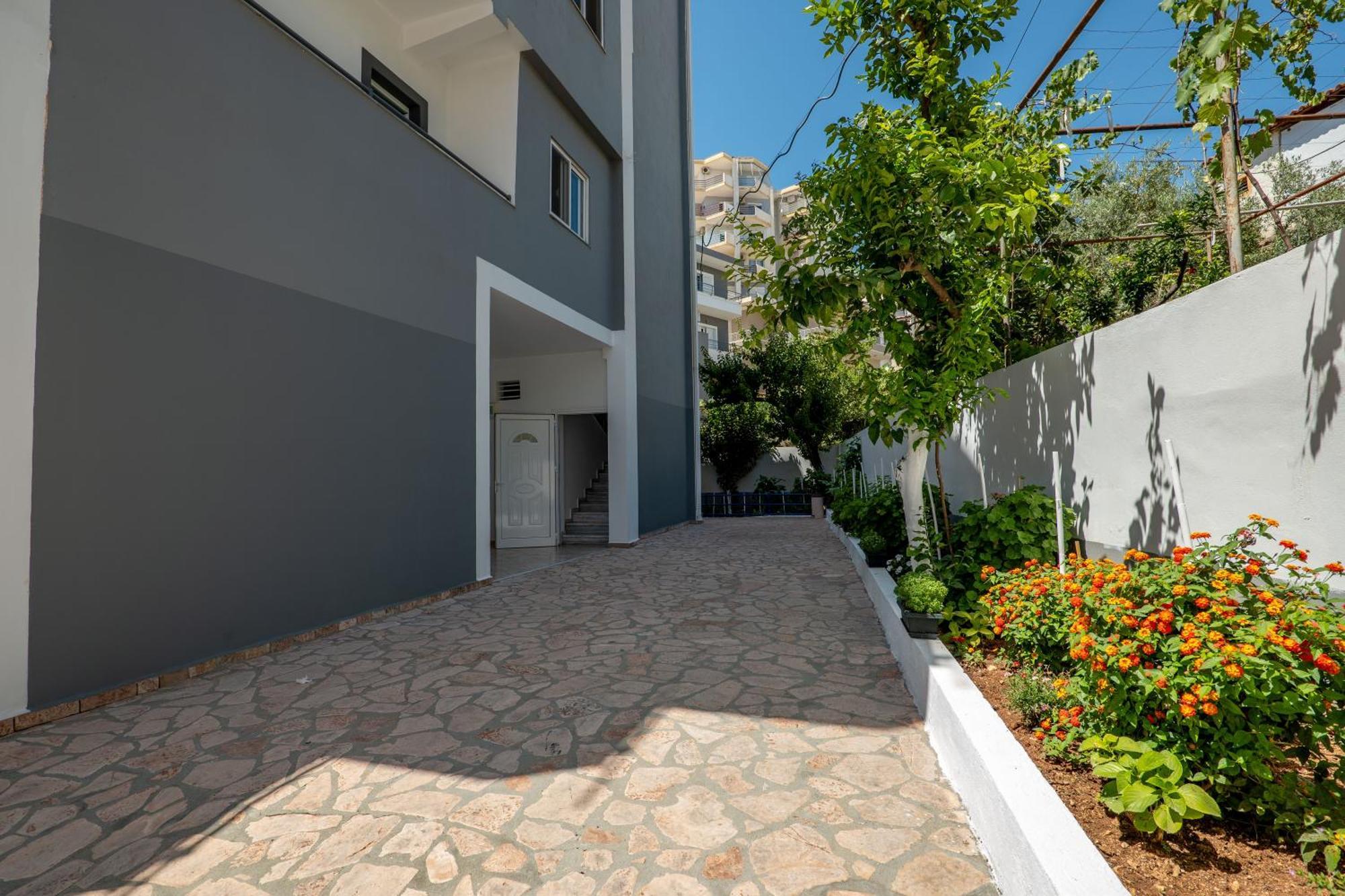 Hoteleks Inn & Suites Саранде Екстериор снимка