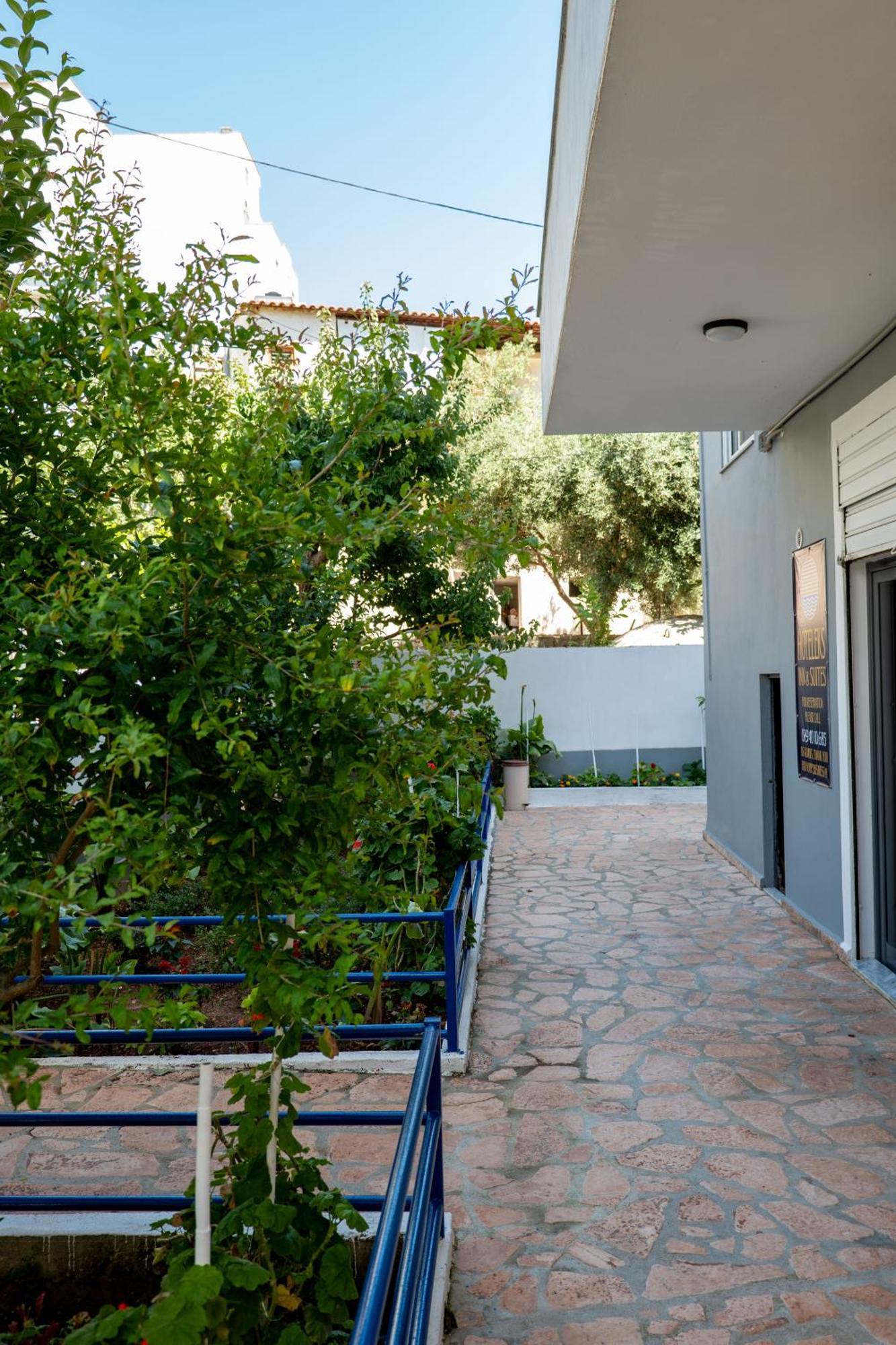 Hoteleks Inn & Suites Саранде Екстериор снимка